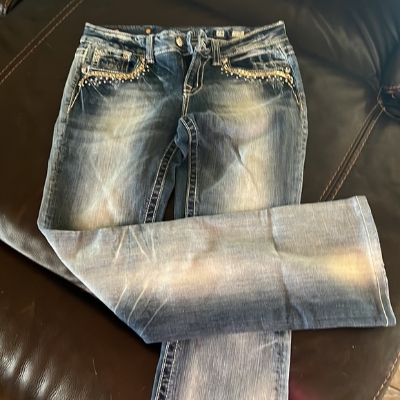 Jeans - Picture 3 of 3